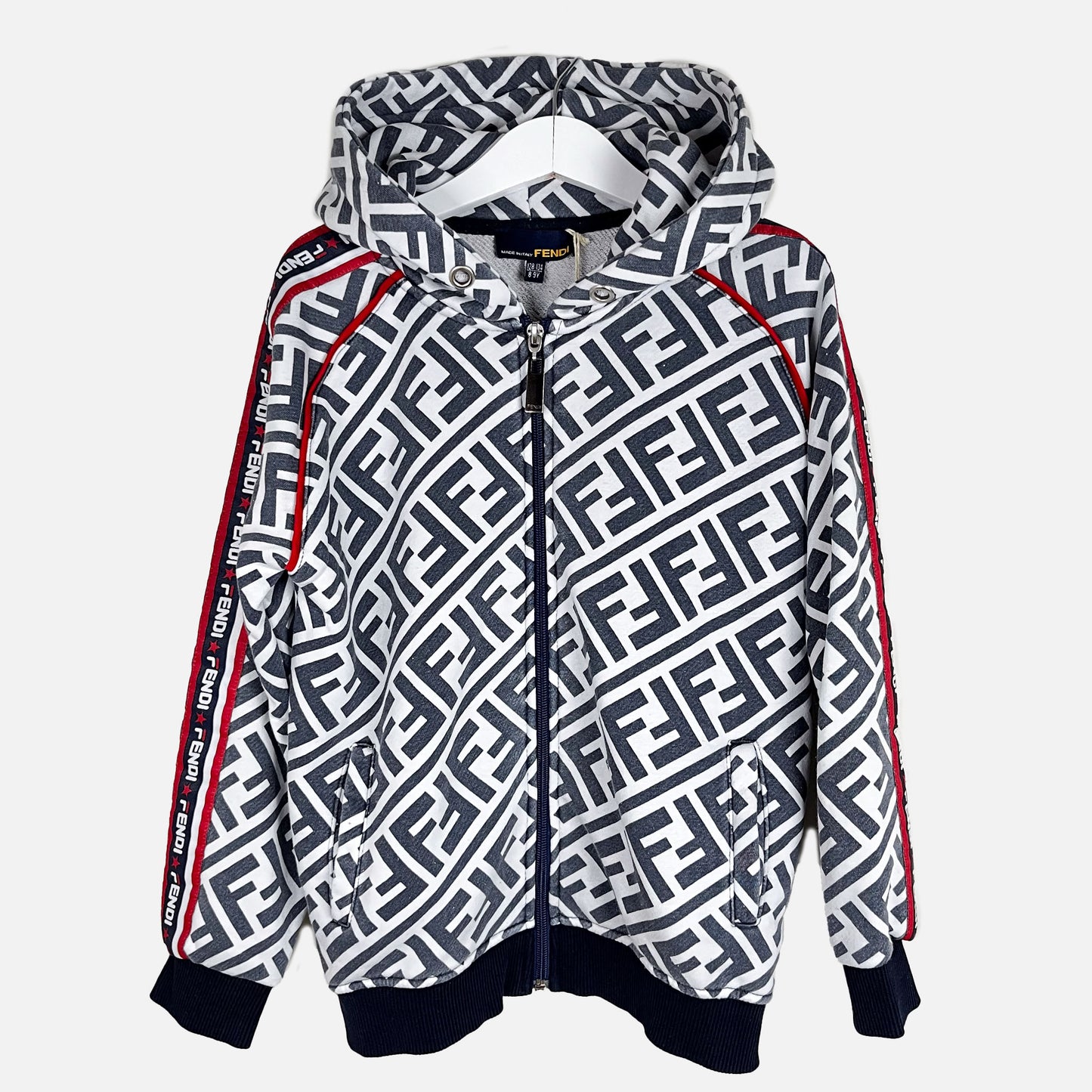 Fendi, Hoodie med dragkedia