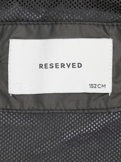 Reserved, Regnjacka