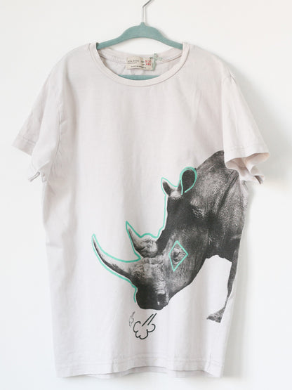 Zara, T-shirt med noshörning